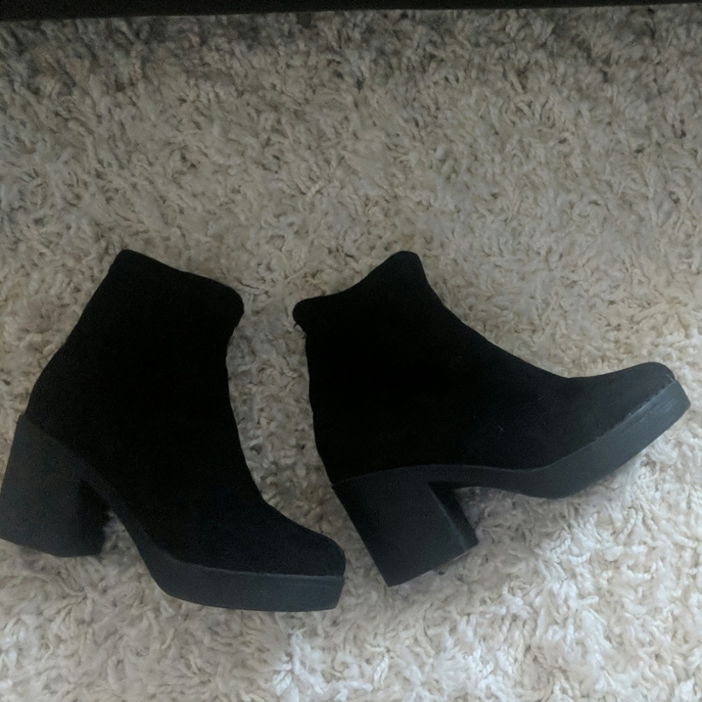 Chunky heel platform sock booties